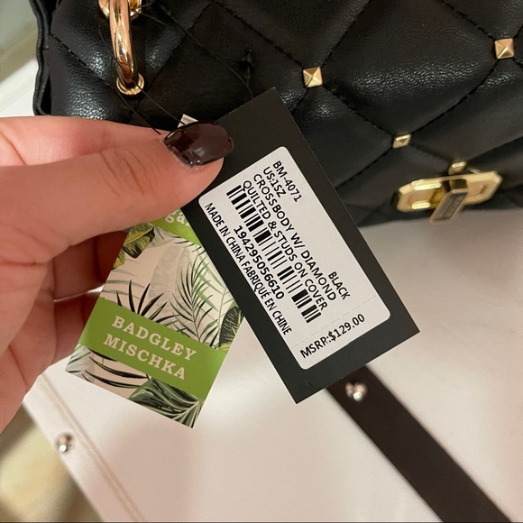 Badgley Mischka Black Crossbody Purse - Picture 4 of 5